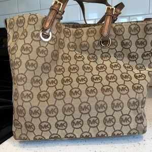 Michael Kors Tan Signature Tote Bag